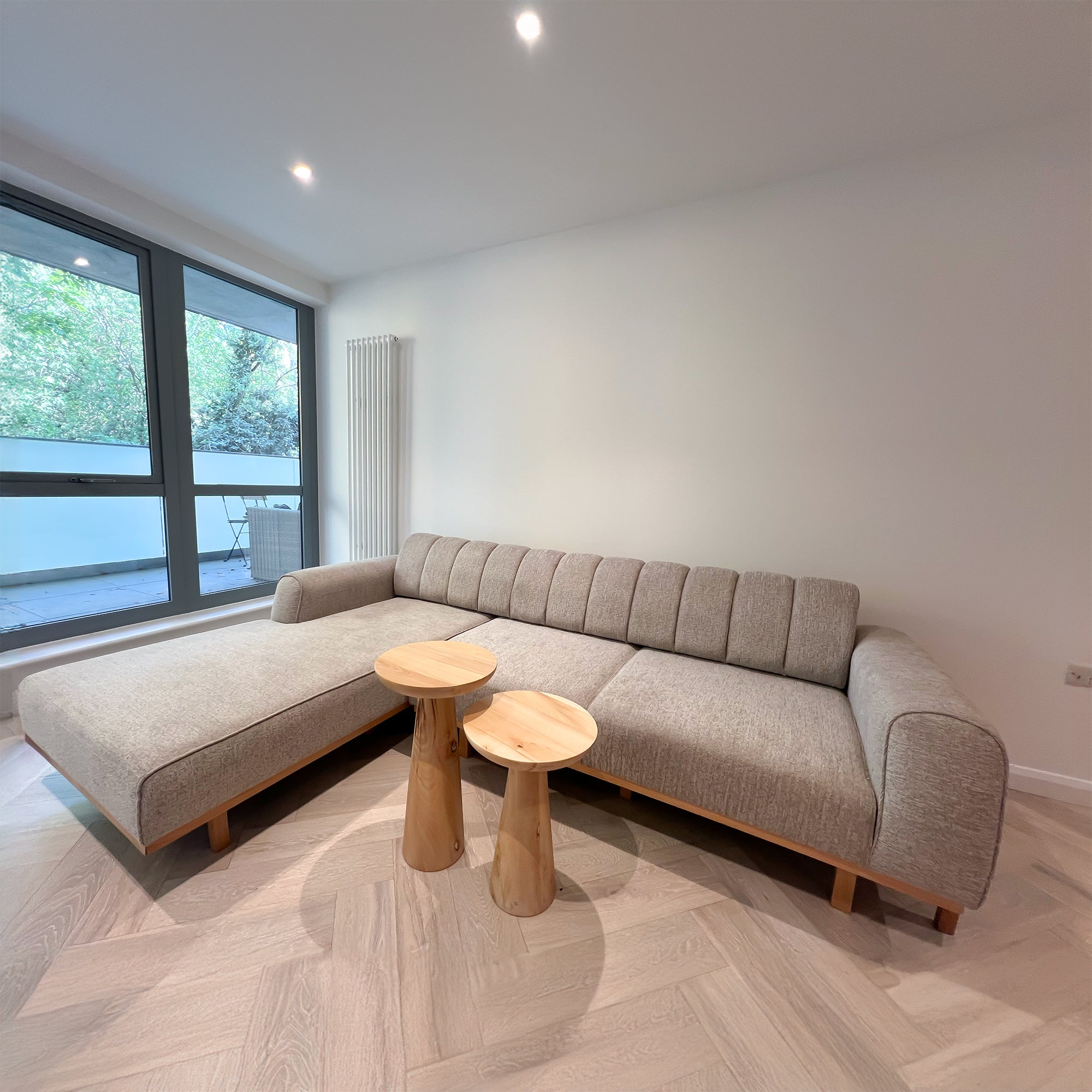 Contemporary L-Shaped Corner Sofa with Easy Flip