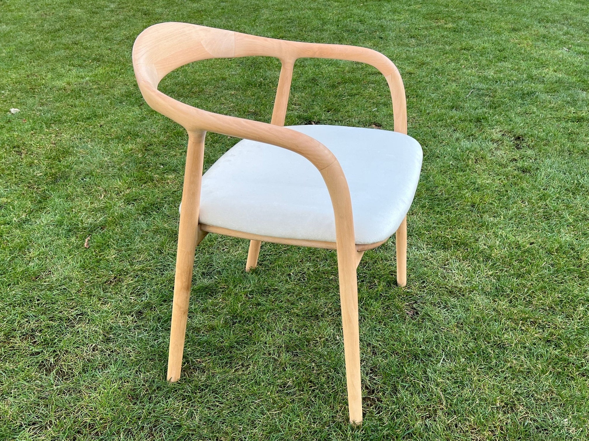 Mid-century Armrest Dining Chair with Solid Wood Frame