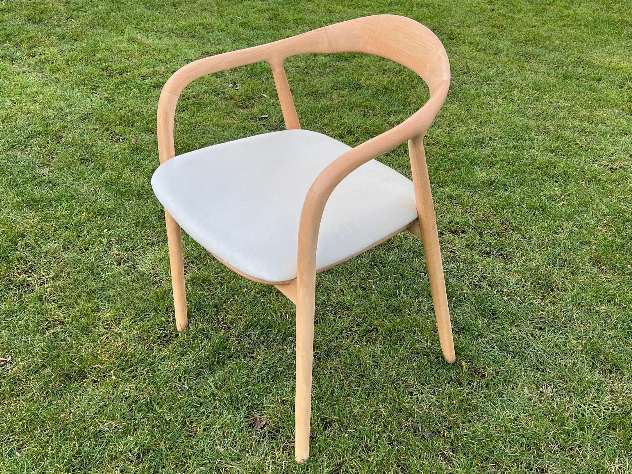 Mid-century Armrest Dining Chair with Solid Wood Frame