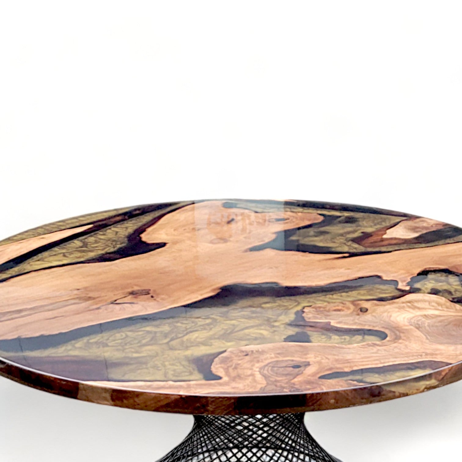 Round Gold Epoxy Resin River Table with Metal Leg