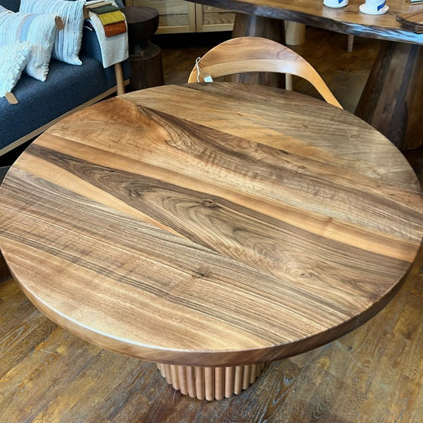 Round Walnut Dining Table / 4 Seater & 6 Seater Dining Table