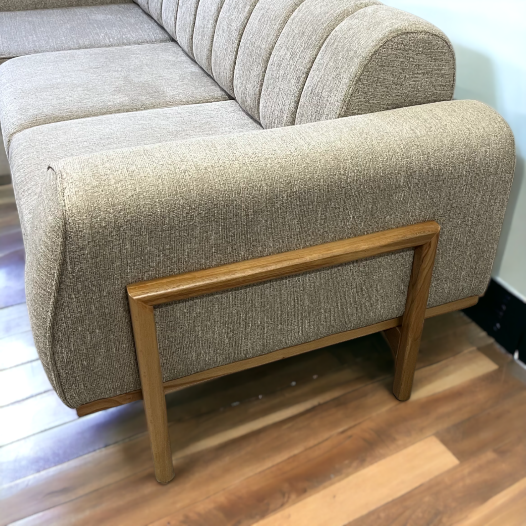 Contemporary L-Shaped Corner Sofa with Easy Flip