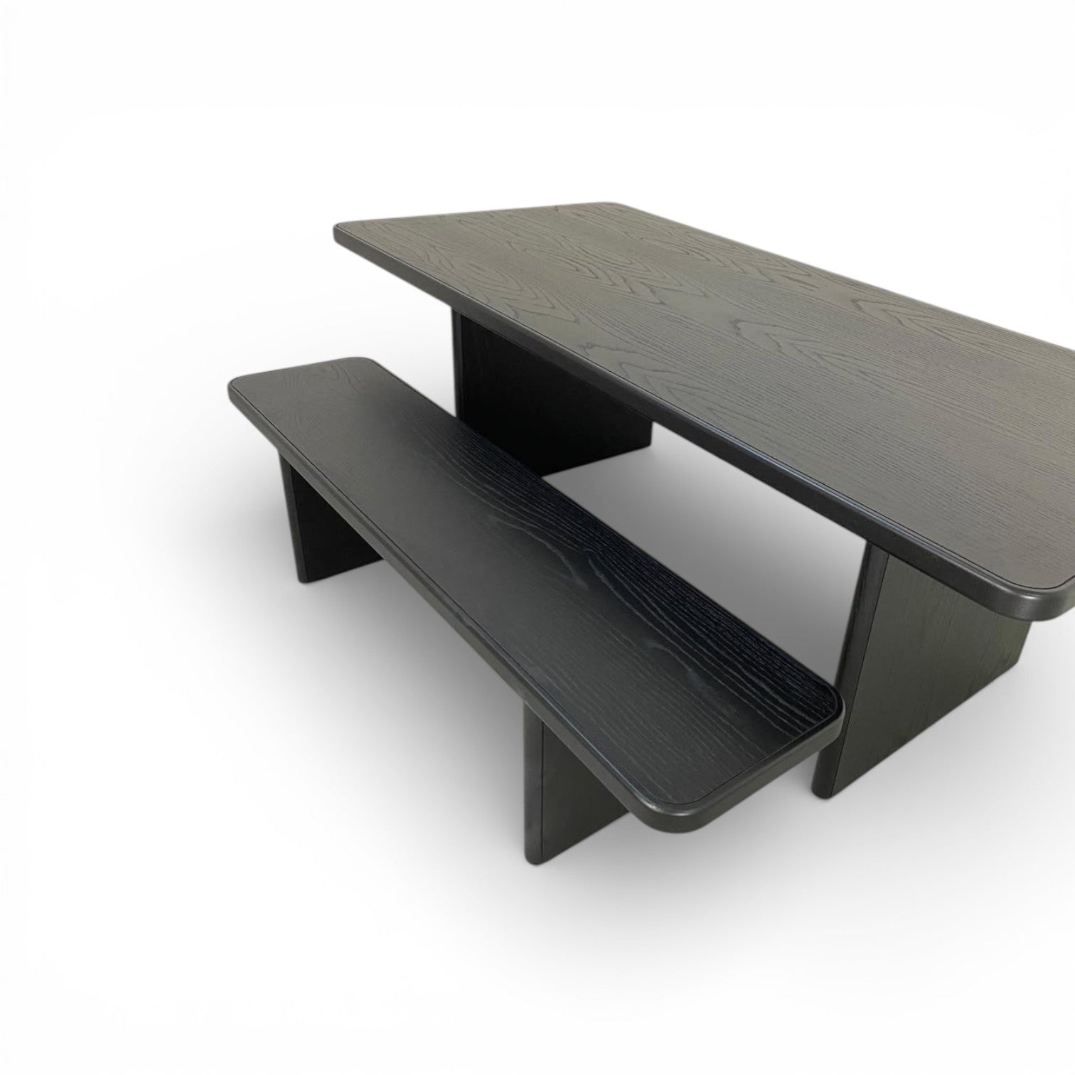 KAI Dining Table