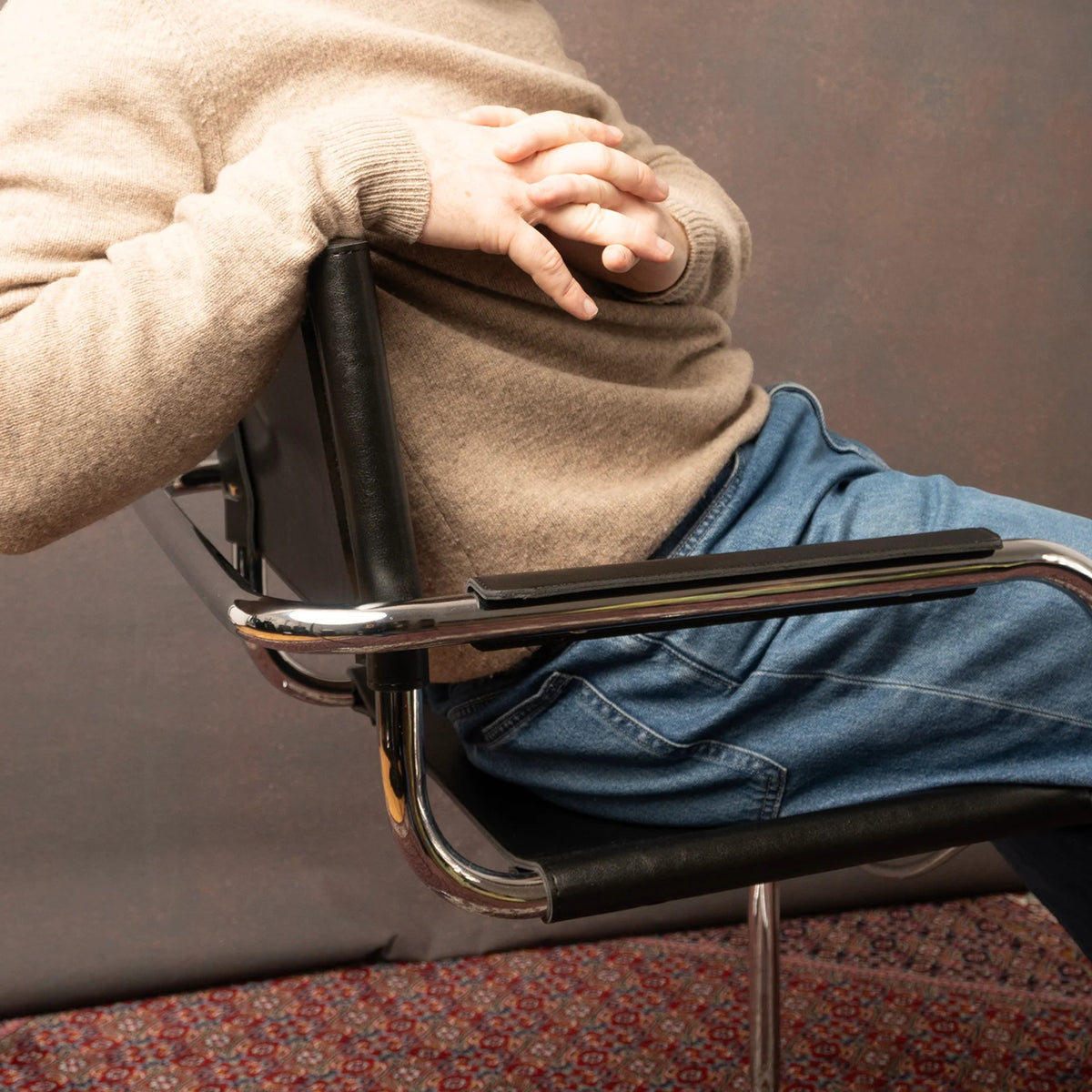 Axion Chair
