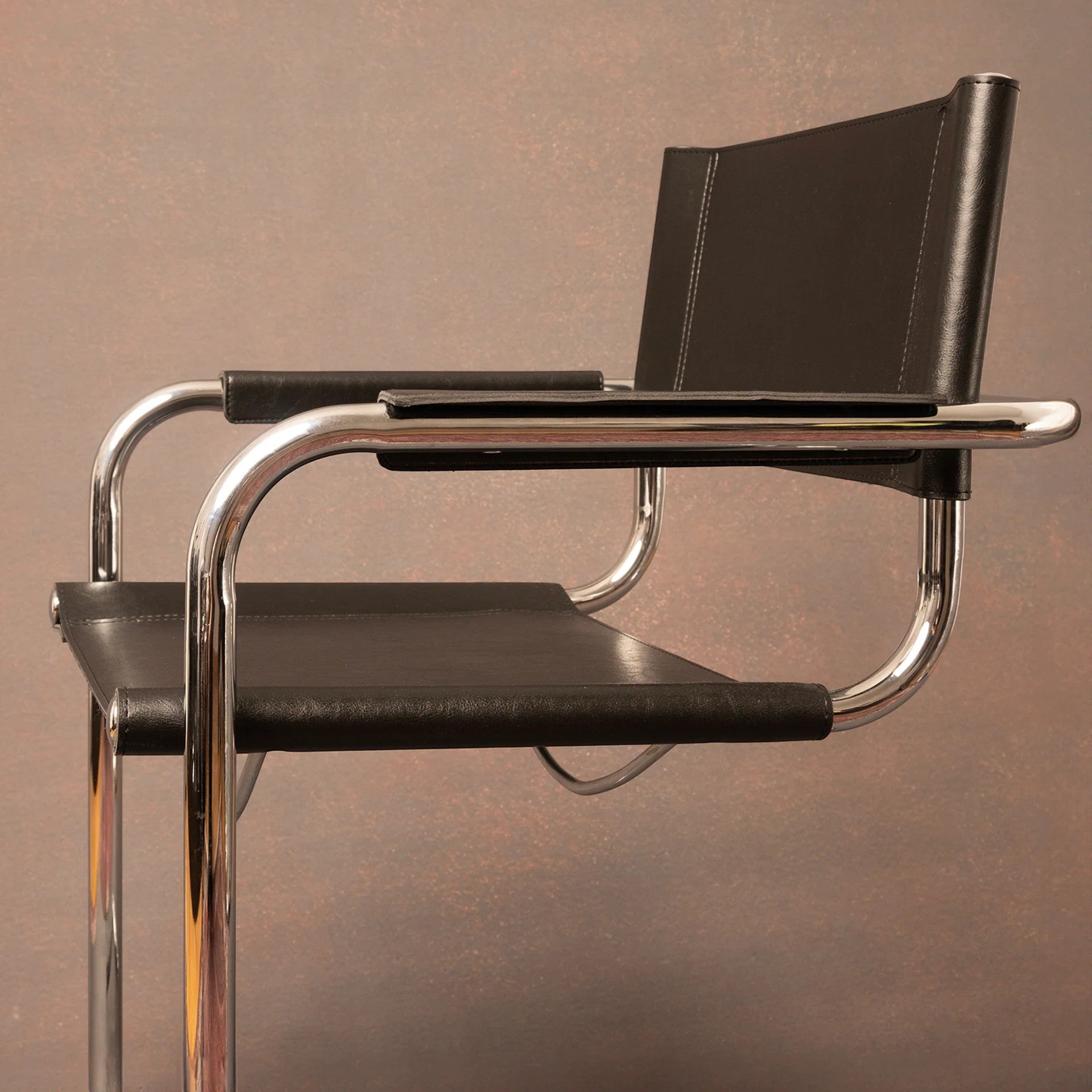 Axion Chair