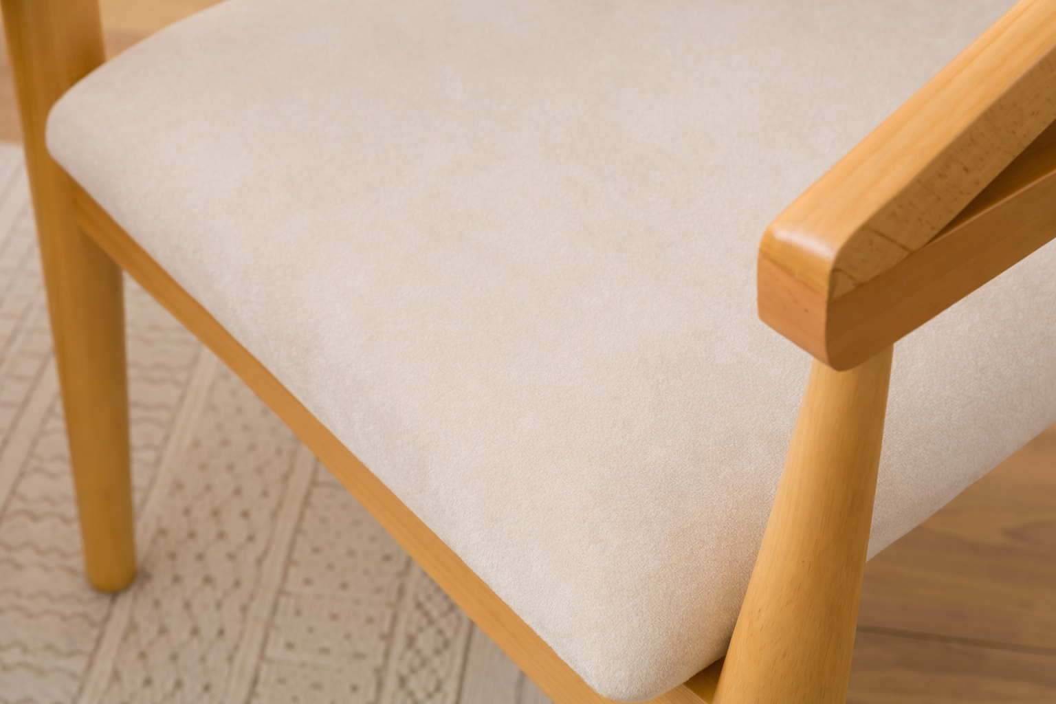 Natural Gazelle Dining Chair