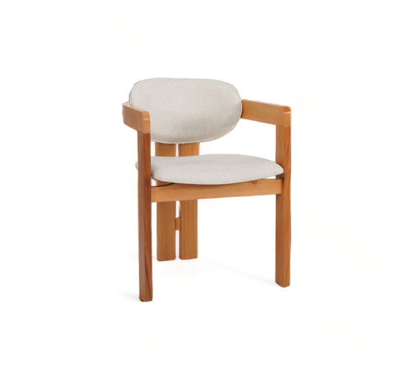 Comfortable Natural Dining Chair with Curved Design and Bouclé Upholstery