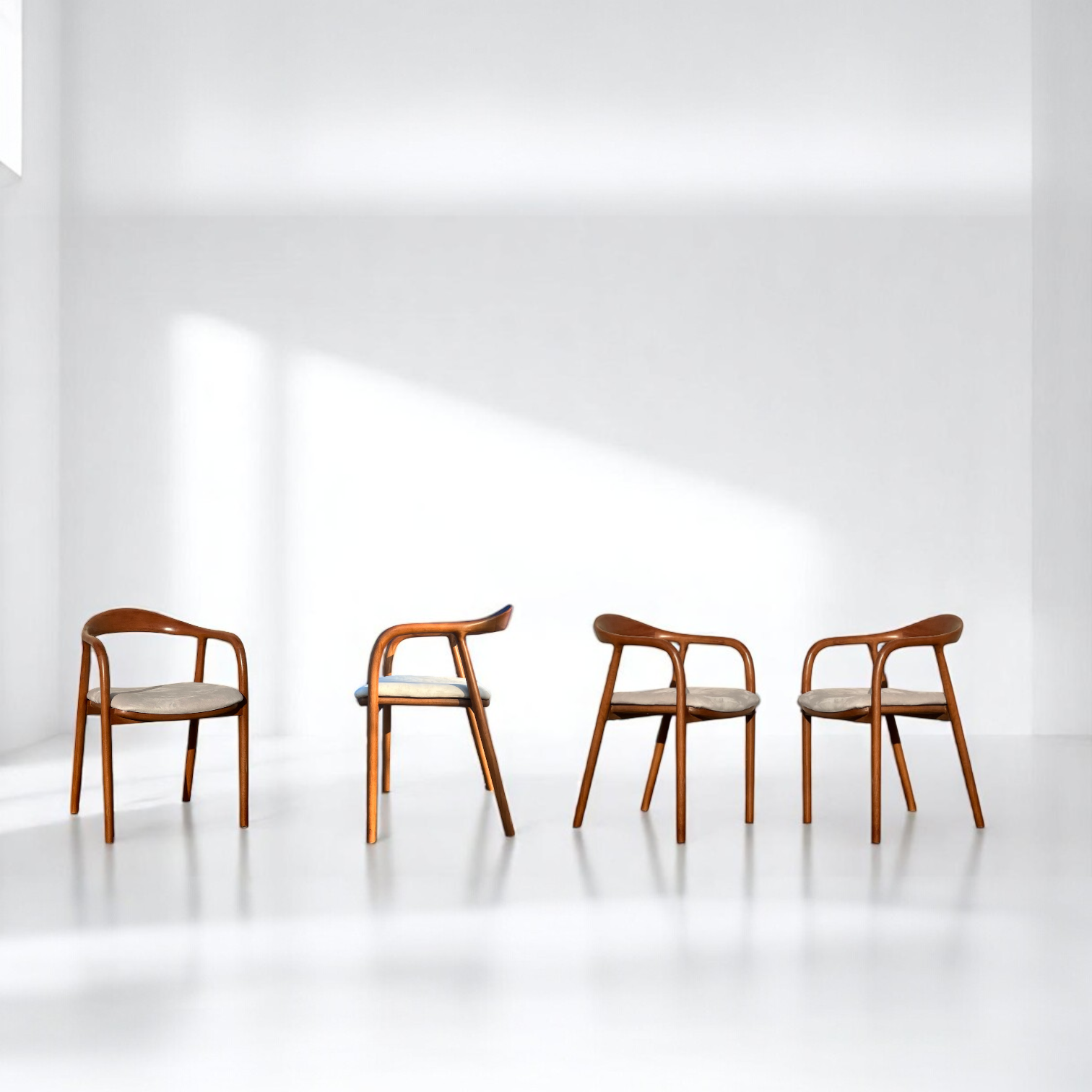 Set of 6 Mid Century Modern Wooden Walnut Colour Dining Chair